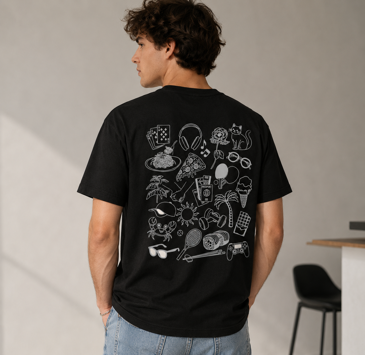 T-shirt Doodle Graphic – Coupe Basic & Oversize